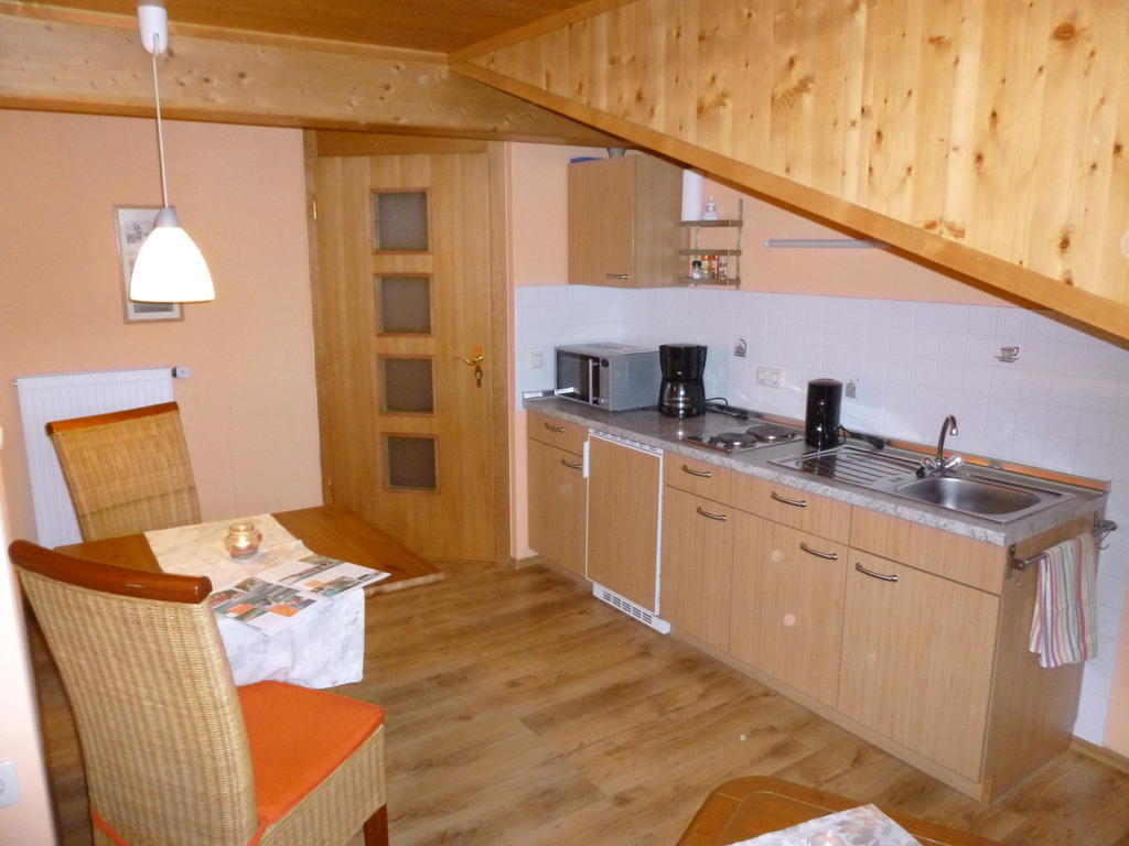 Gastehaus Fischer Hotel Eschlkam Room photo